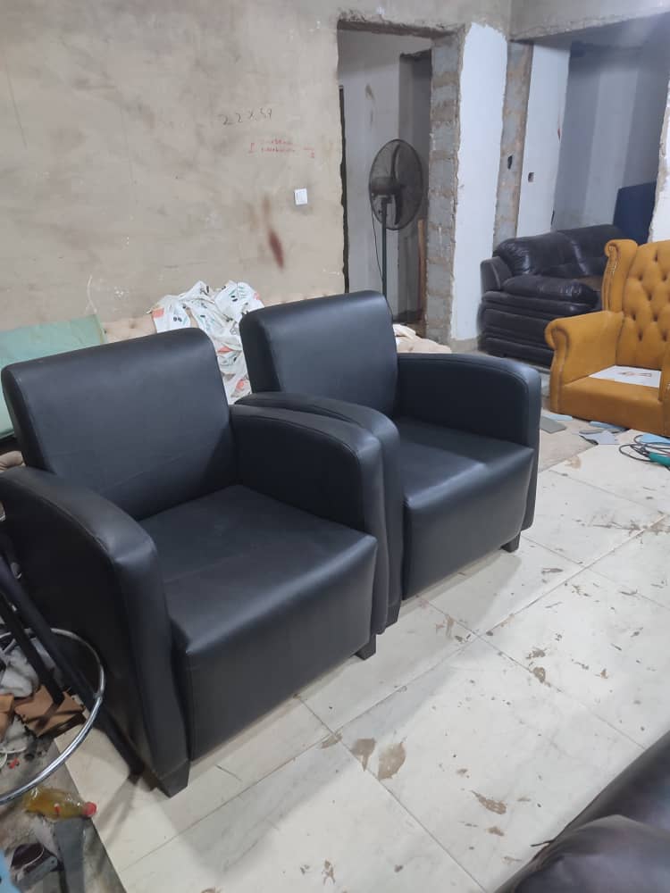Derbyshire Black Sofa Chair